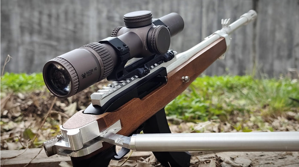 FCW x Viva Arms Ruger 10/22 ライフル(Samson B-TM フォールディングストック付き)