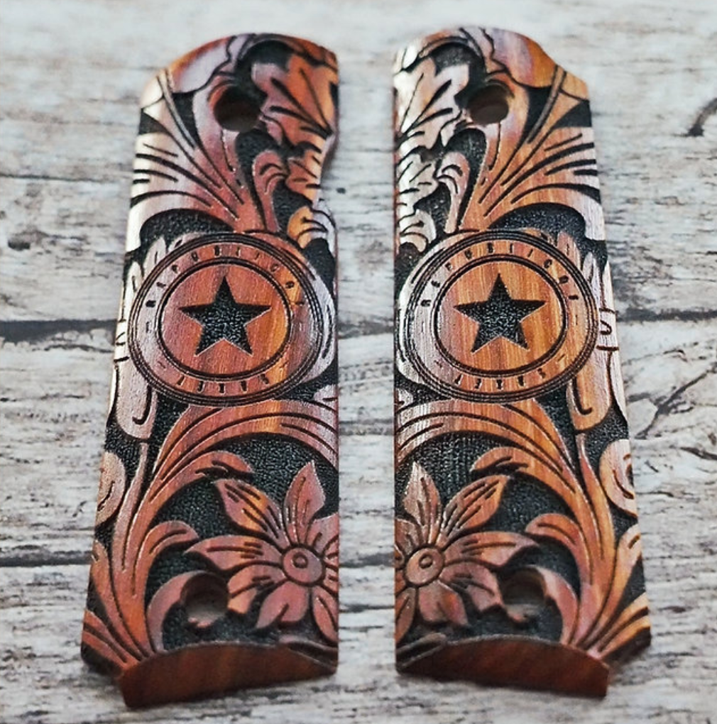 FCW 1911 手彫り木製グリップ