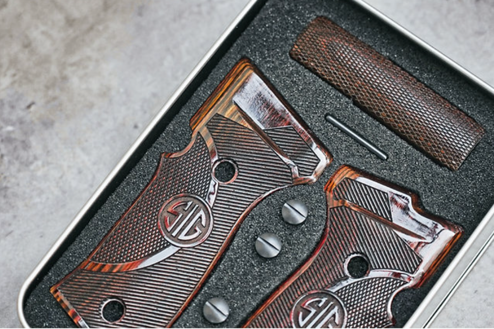 FCW SIG P320 M17/M18 AXG ダークブラウン ウッドグリップ - TYPE C