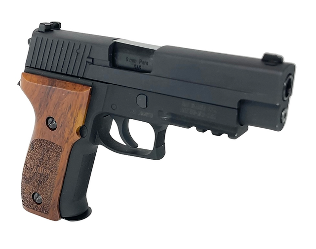FCW x WE P226 MK25 GBBP、SIGウッドグリップ(カスタムマーキング付き)