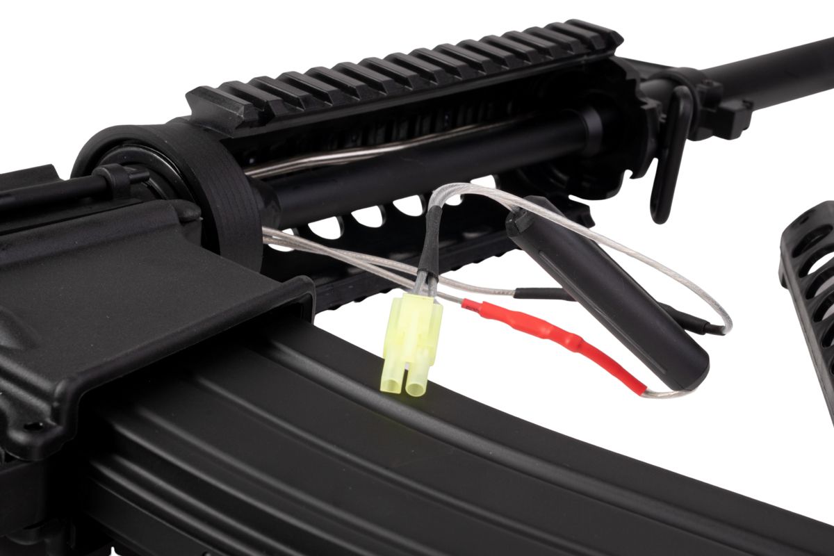 APS M4 CQB スタイル AEG エアソフト ライフル (EDGE II (機械の)メカボックスと MICRO FET を使用) - ブラック (4.5MMBBS)