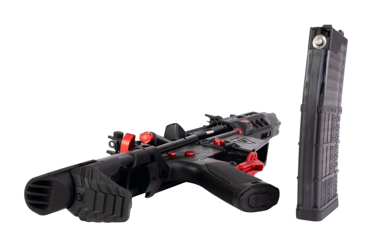 EMG STRIKE INDUSTRIES AR ストライク レイダー ショート バレル GBB M4 ライフル (CYMA CGS システム) - 4 インチ BK / RD