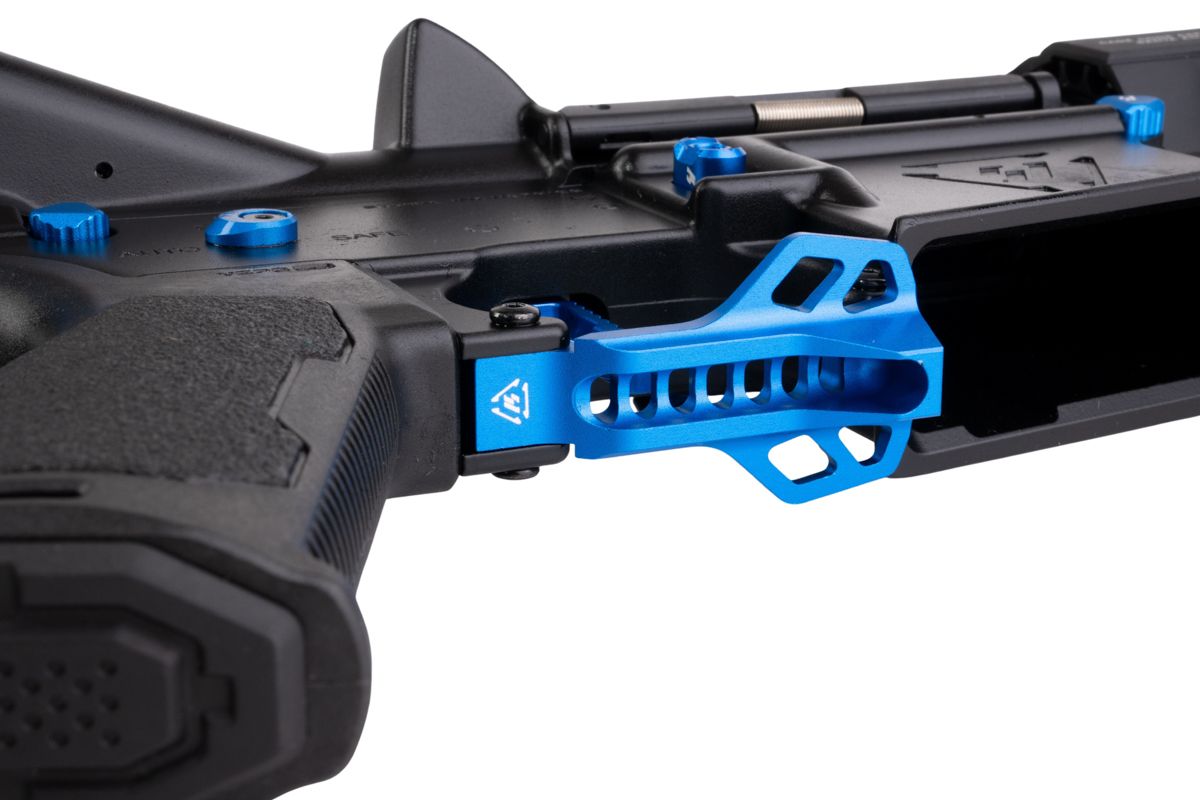 EMG STRIKE INDUSTRIES AR ストライク レイダー SBR GBB エアソフト M4 ライフル (CYMA CGS システム) - 10 インチ BK / BL