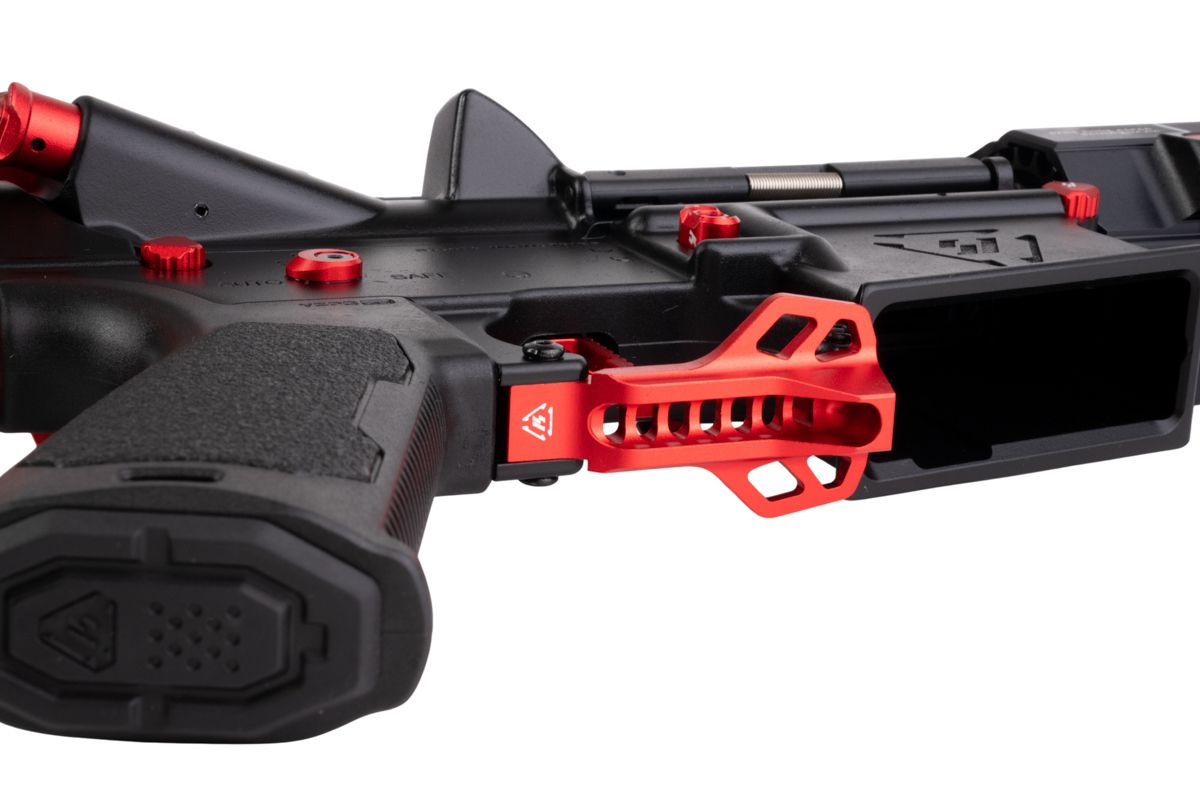 EMG STRIKE INDUSTRIES AR ストライク レイダー SBR GBB エアソフト M4 ライフル (CYMA CGS システム) - 10 インチ BK / RD