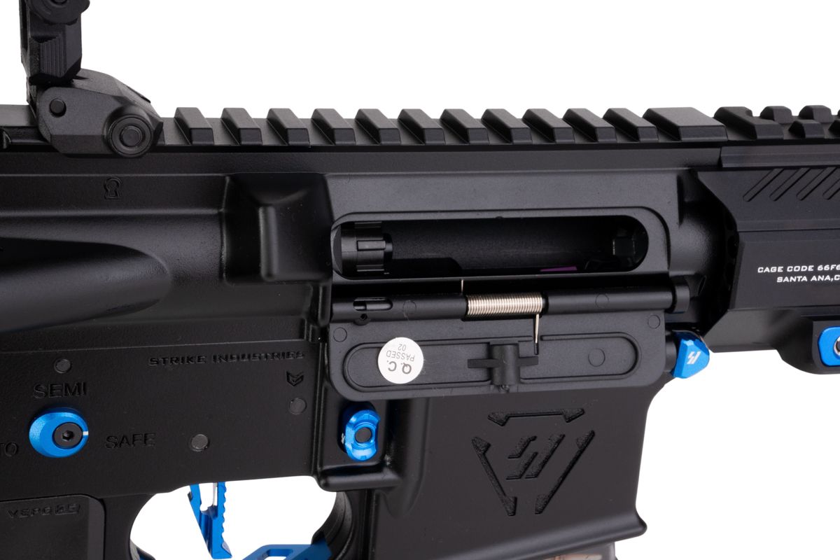 EMG STRIKE INDUSTRIES AR ストライク レイダー GBB エアソフト M4 ライフル (CYMA CGS システム) - 15.5 インチ BK / BL