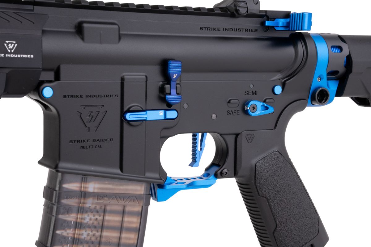 EMG STRIKE INDUSTRIES AR ストライク レイダー GBB エアソフト M4 ライフル (CYMA CGS システム) - 15.5 インチ BK / BL