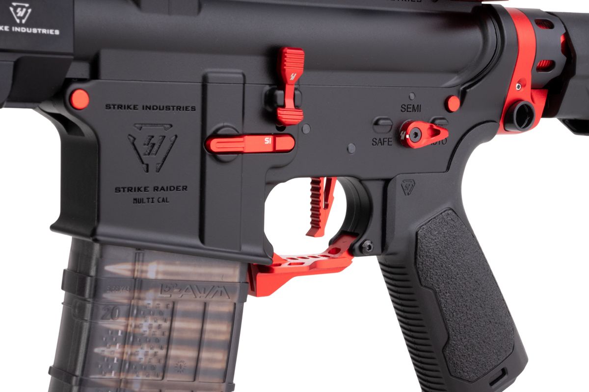 EMG STRIKE INDUSTRIES AR ストライク レイダー GBB エアソフト M4 ライフル (CYMA CGS システム) - 15.5 インチ BK / RD