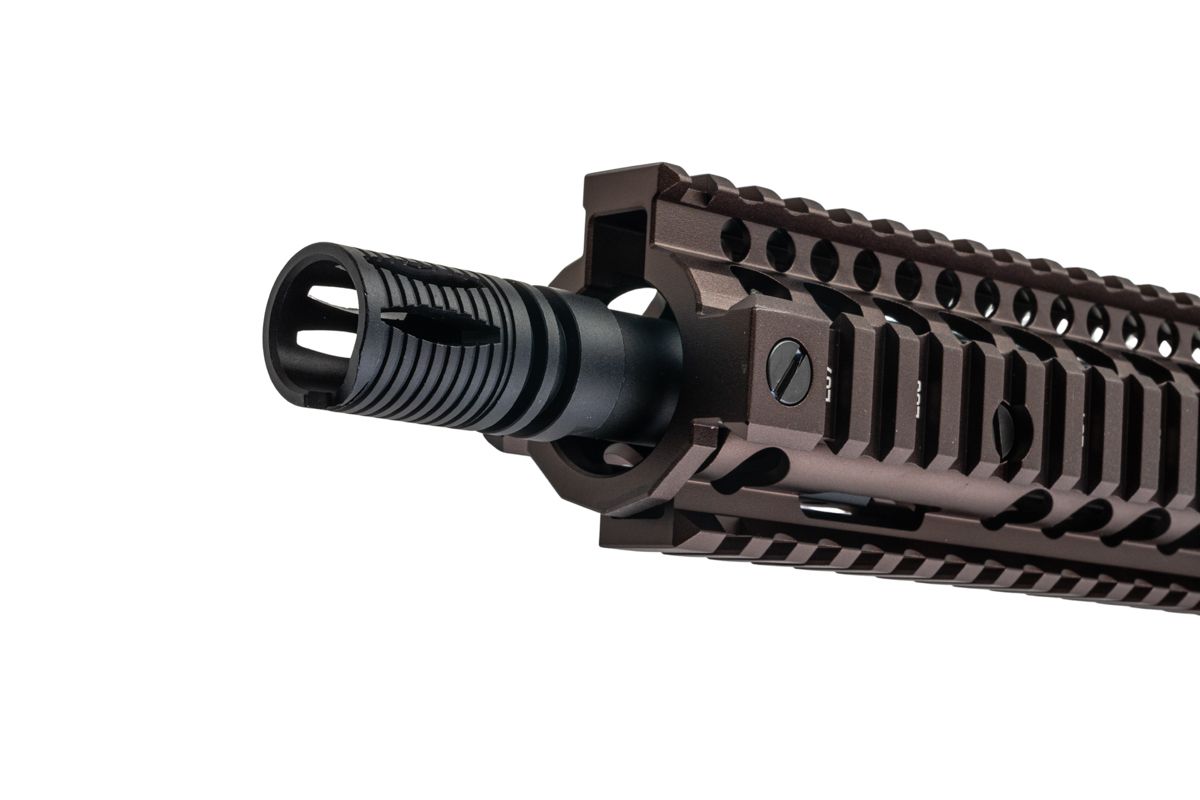 EMG ダニエル ディフェンス MK18 GBB エアソフト ライフル (BK/FDE、Double Eagle製)