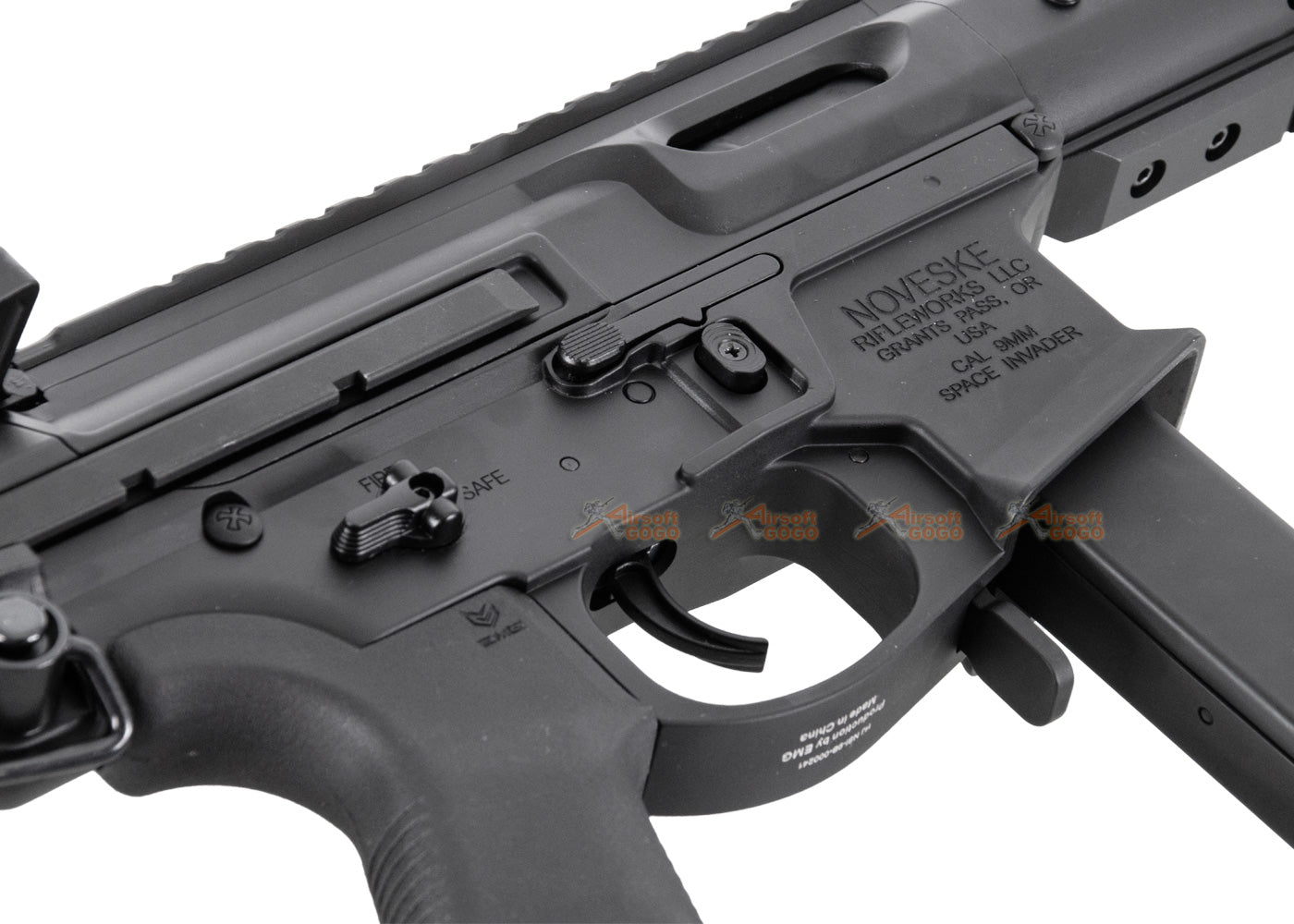 【APS】 APS / EMG SPACE INVADER 9MM PCC 電動ガン (ブラック)