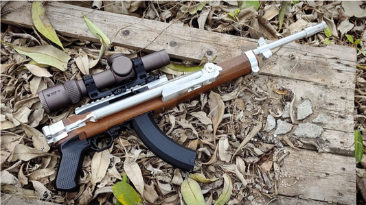 FCW x Viva Arms Ruger 10/22 ライフル（Samson B-TM フォールディングストック付き）