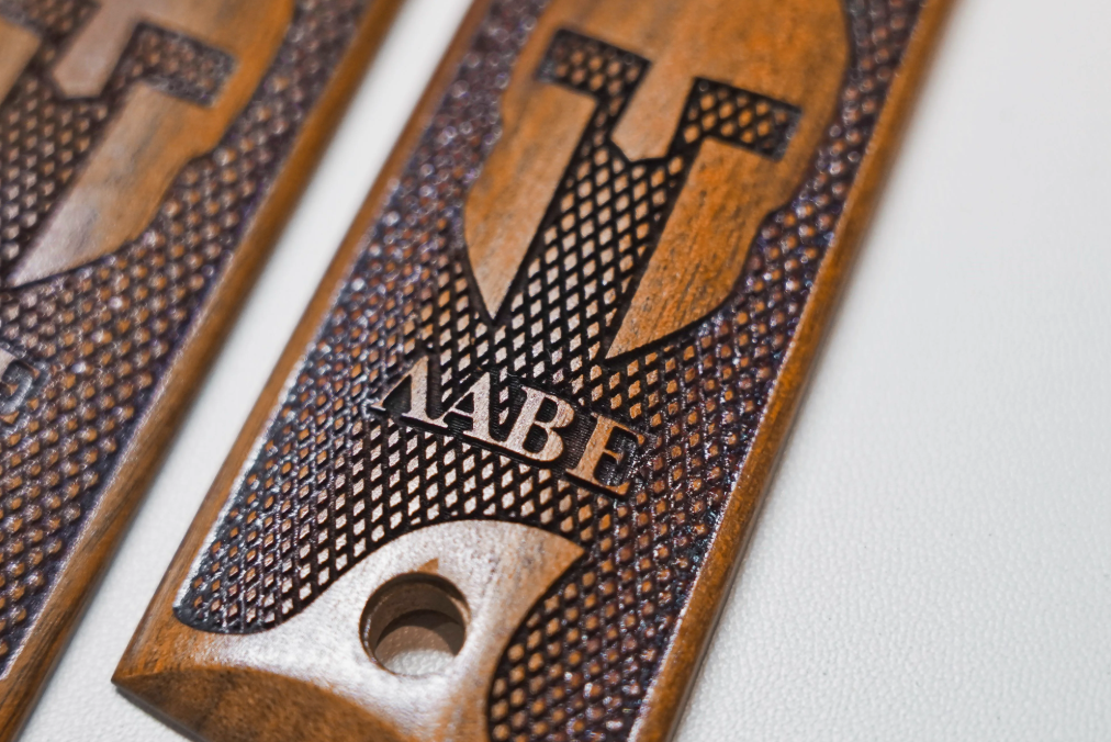 FCW ベレッタ 1911 スパルタン チェッカーグリップ - TYPE A
