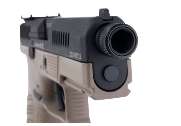 ASG CZ P-10C GBB ピストル エアソフト (CO2 バージョン、光学機器対応) - デュアル トーン ブラック/FDE