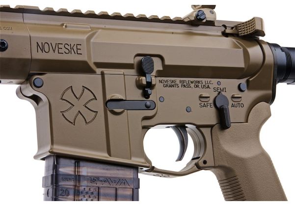 EMG NOVESKE N4 PDW エアソフト GBB ライフル (7 インチ、CYMA CGS システム) - FDE