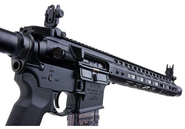 EMG NOVESKE N4 エアソフト GBB ライフル (13.5 インチ、CYMA CGS システム) - ブラック