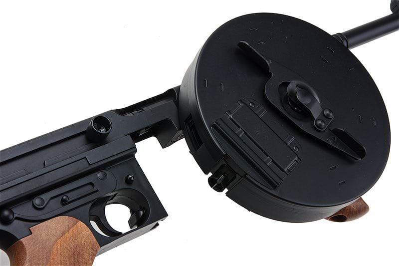 CYMA トンプソン M1928A1 エアソフト SMG AEG (ブラック、イミテーションウッド)(CM051)