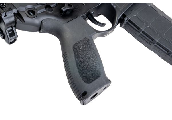 E&C MCX ラトラー エアソフト電動ガン（5.6インチ） - ブラック
