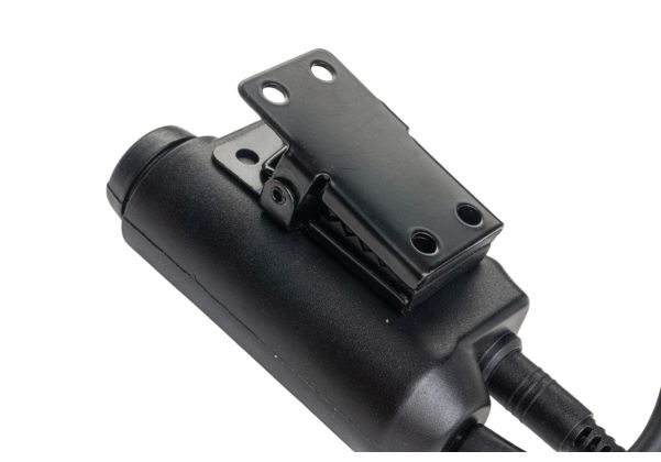 Earmor M52 プッシュトゥトーク（サムボタン付き）（TP-120）（Army用規格6ピンコネクタ）