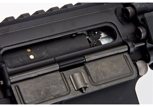EMG コルトライセンス取得済み ダニエルディフェンス 12.25インチ M4A1 FSP エアソフト M4 AEG ライフル - ブラック (KING ARMS製)
