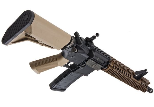 EMG コルトライセンス取得 ダニエルディフェンス 12.25インチ M4A1 FSP エアソフト M4 AEG ライフル - ちゃいろ (KING ARMS製)
