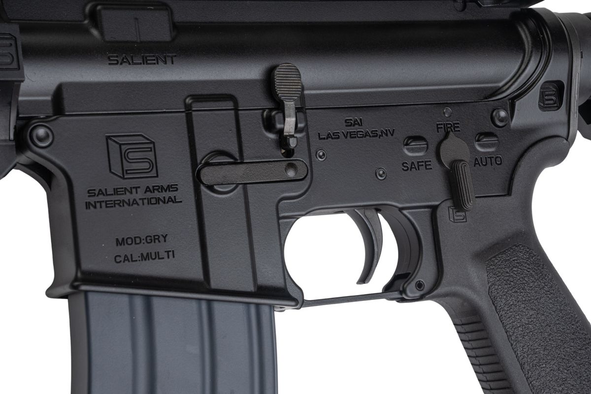 EMG SAI GRY M4 GBB エアソフトガンライフル (CYMA CGS システム) - 13.5 インチ BK