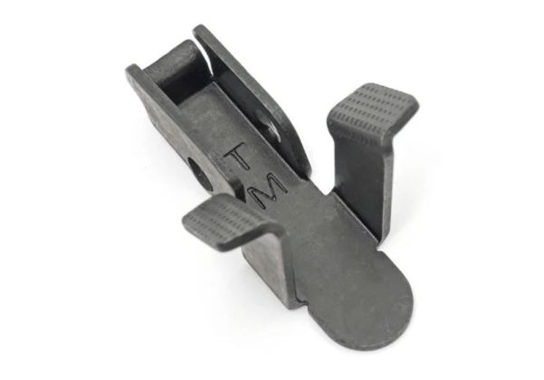 Hephaestus Tokyo Marui AK GBB シリーズ タクティカル マガジン キャッチ - ブラック