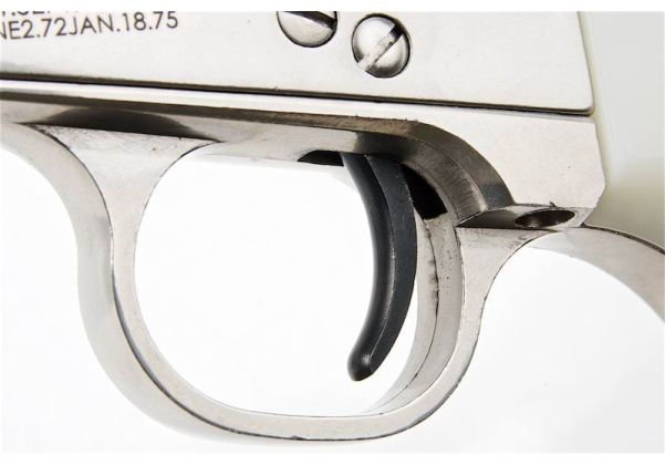 KING ARMS SAA .45 ピースメーカー リボルバー M - 銀(ぎん) (バージョンII、ガス式)
