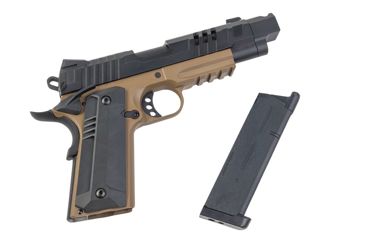 KJ Works KP-24 1911 GBB エアソフトピストル - タンツートンカラー（全メタル(ぜんきんぞく)）