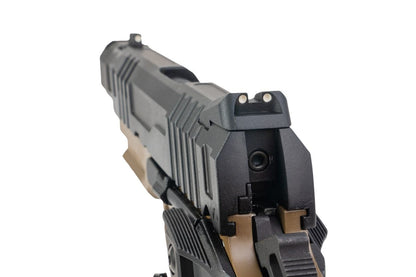 KJ Works KP-24 1911 GBB エアソフトピストル - タンツートンカラー（全メタル(ぜんきんぞく)）