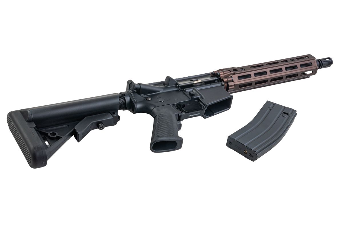 Salvo Precision ダニエルディフェンス M4A1 RIS III GBB エアソフトライフル