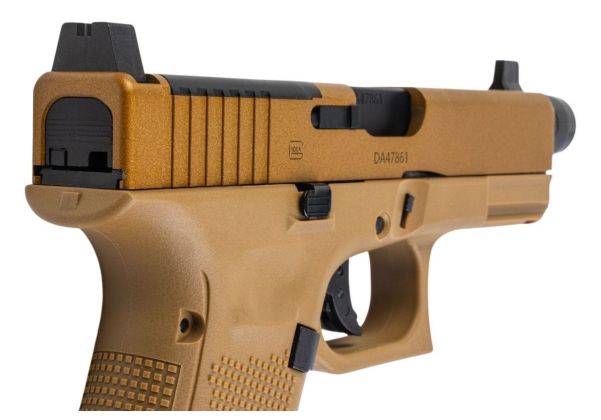 Umarex Glock 19x MOS CO2エアソフトピストル（CNCスチールバージョン） - SRC製