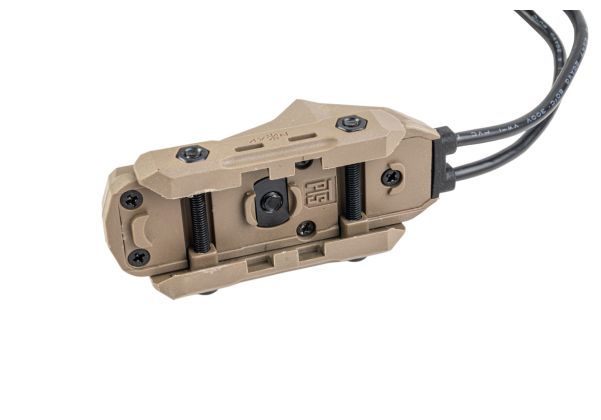 PTS Unity Tactical AXON ライト/レーザープレッシャースイッチ - ダークアース
