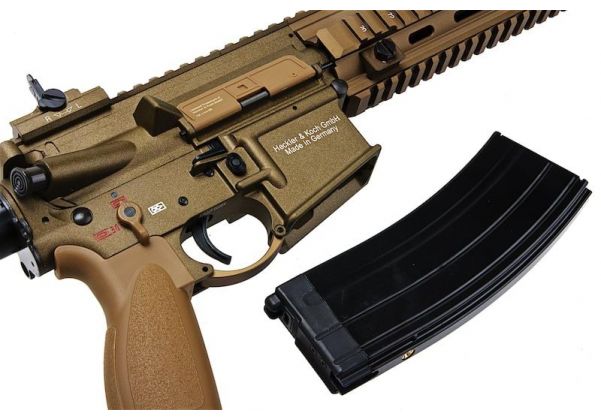 VFC HK416A5 GBB エアソフト ライフル - タン(UMAREX) GEN 3 - 標準バージョン