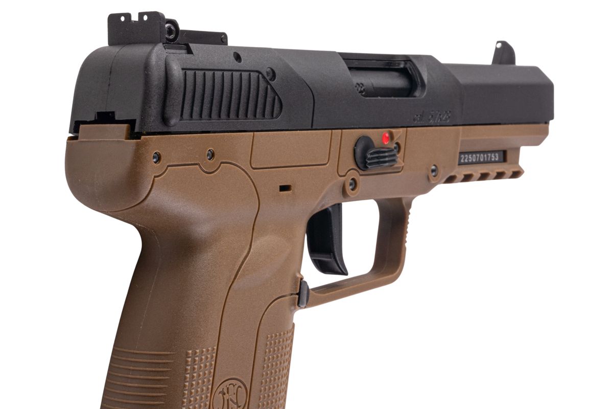 Cybergun FN ハースタル ライセンス ファイブセブン (FN5-7) GBB エアソフトピストル - タン-AIRSOFT GOGO エアガン・サバゲー用品通販