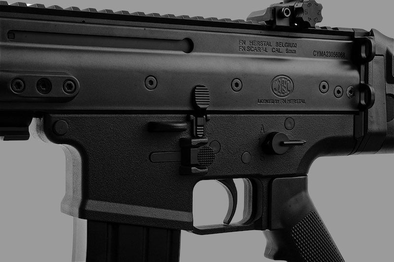 Cybergun FN SCAR-L エアソフトAEGライフル - ブラック (ABSバージョン、CM067) - CYMA製-AIRSOFT GOGO エアガン・サバゲー用品通販