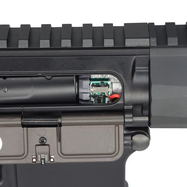 CYMA プラチナ M4 URX-4 M-LOK AEG 内蔵 MOSFET およびトレーサー ホップアップ (CM068M)-AIRSOFT GOGO エアガン・サバゲー用品通販