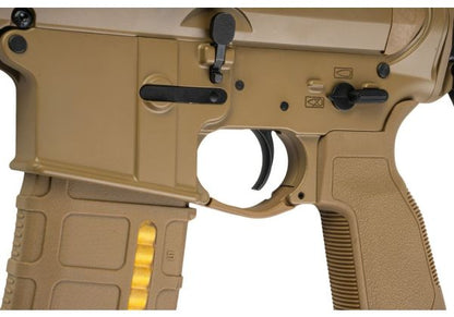 Double Eagle DWS-180 13.9 GBB エアソフトライフル (タン) - 折りたたみ式ストック、Dmag付き-AIRSOFT GOGO エアガン・サバゲー用品通販
