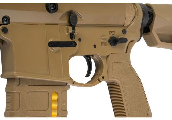 Double Eagle DWS-180 13.9 GBB エアソフトライフル (タン) - Dmag バッファーーチューブ付き-AIRSOFT GOGO エアガン・サバゲー用品通販