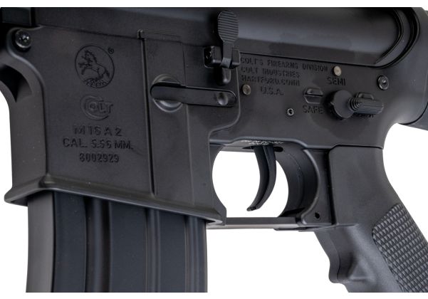 E&C COLT M16A2 エアソフト電動ライフル（EC321 QC 2.0(機械の)メカボックス搭載） - ブラック（Cybergun社ライセンス商品）-AIRSOFT GOGO エアガン・サバゲー用品通販