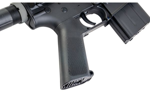 E&C COLT XM177E2 エアソフト電動ライフル（EC325 QC 2.0(機械の)メカボックス搭載） - ブラック（Cybergun社ライセンス商品）-AIRSOFT GOGO エアガン・サバゲー用品通販