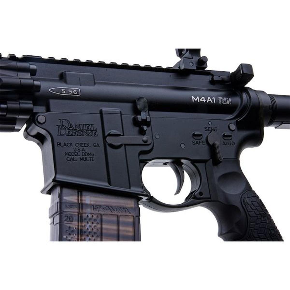 EMG ダニエル ディフェンス DD M4A1 RIII エアソフト GBB ライフル (CYMA CGS システム) - ブラック-AIRSOFT GOGO エアガン・サバゲー用品通販
