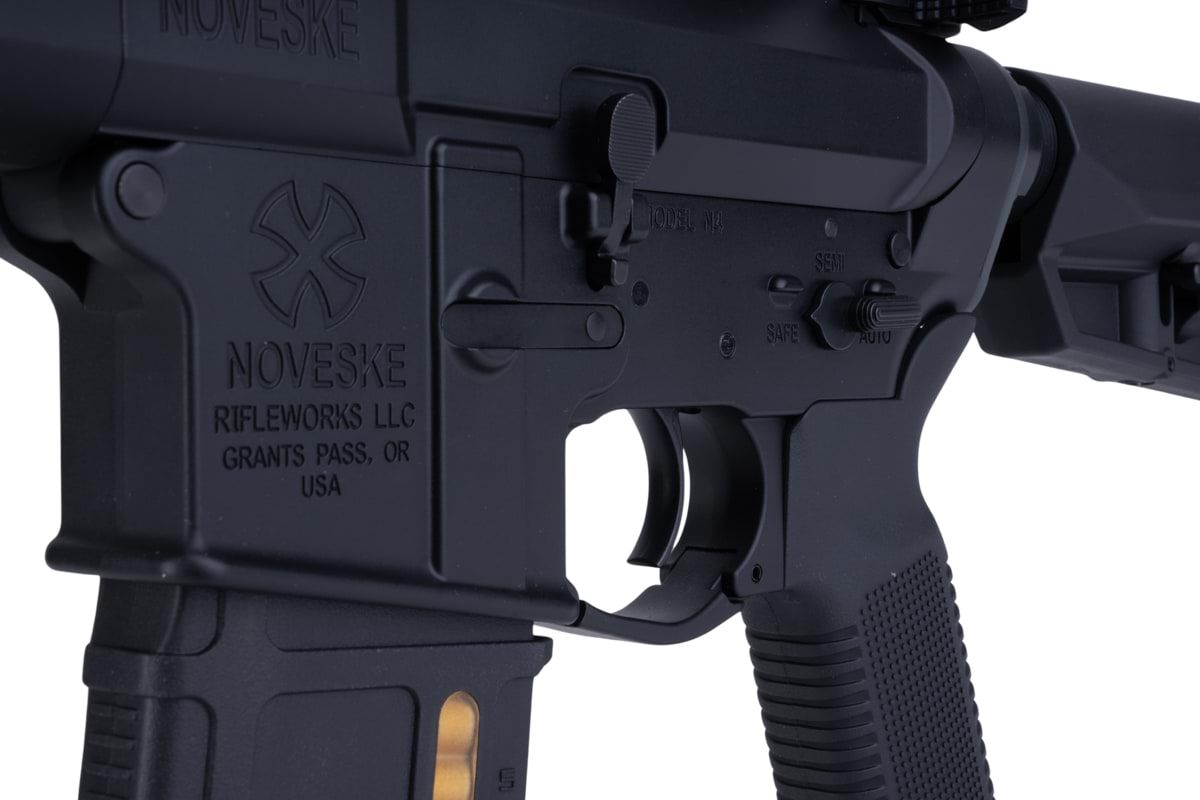 EMG Noveske N4 エアソフト M4 GBB ライフル (MWS システム) by Double Eagle - ブラック (第2世代)-AIRSOFT GOGO エアガン・サバゲー用品通販