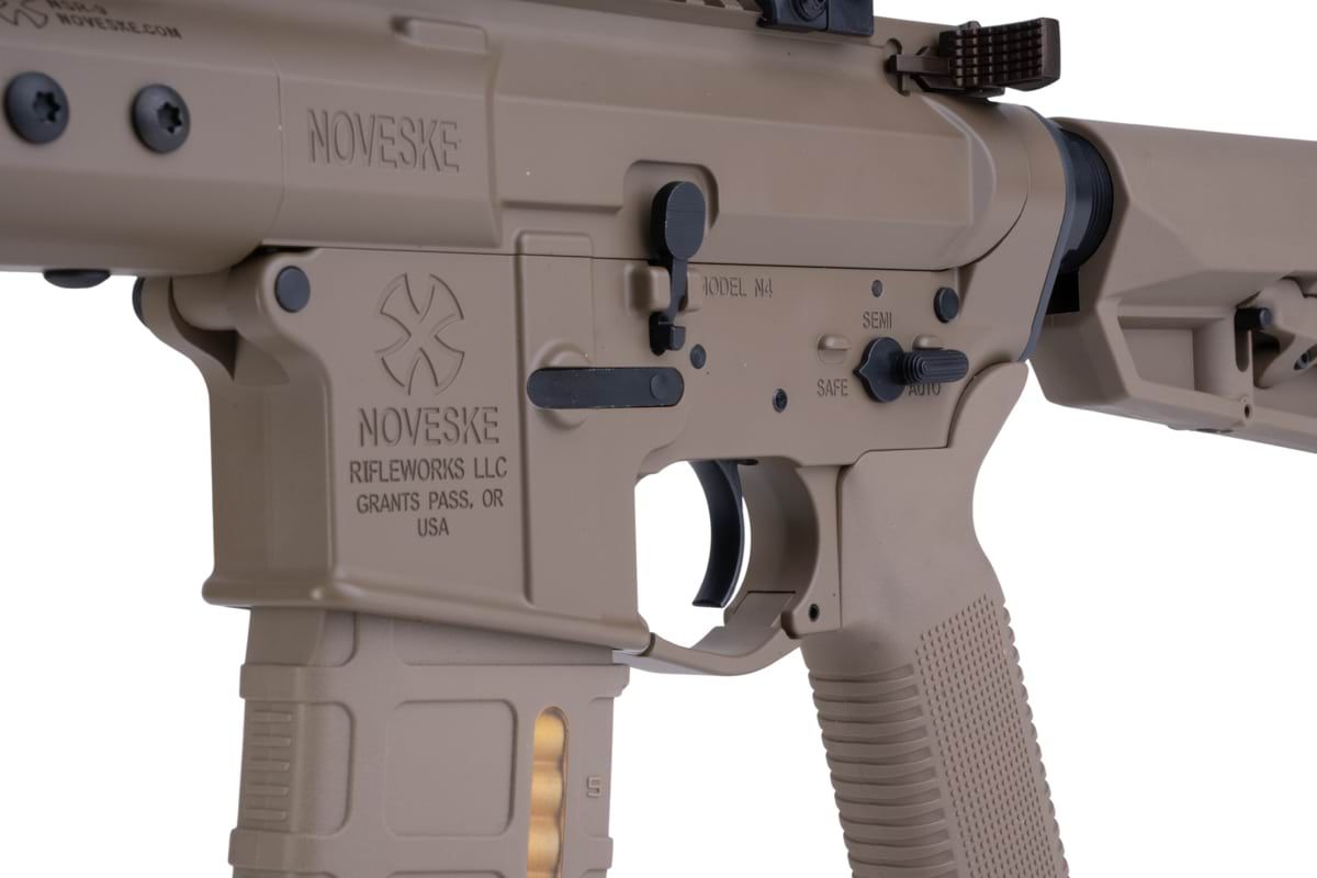 EMG Noveske N4 エアソフト M4 GBB ライフル (MWS システム) by Double Eagle - DE (Gen2)-AIRSOFT GOGO エアガン・サバゲー用品通販
