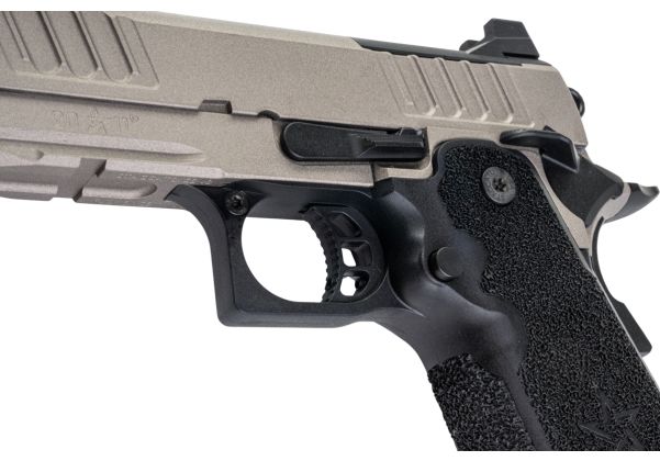 EMG Staccato ライセンス取得済み CS Compact 2011 GBB エアソフトピストル (モデル: Master Grip / Standa赤 / Green Gas) - TG-AIRSOFT GOGO エアガン・サバゲー用品通販