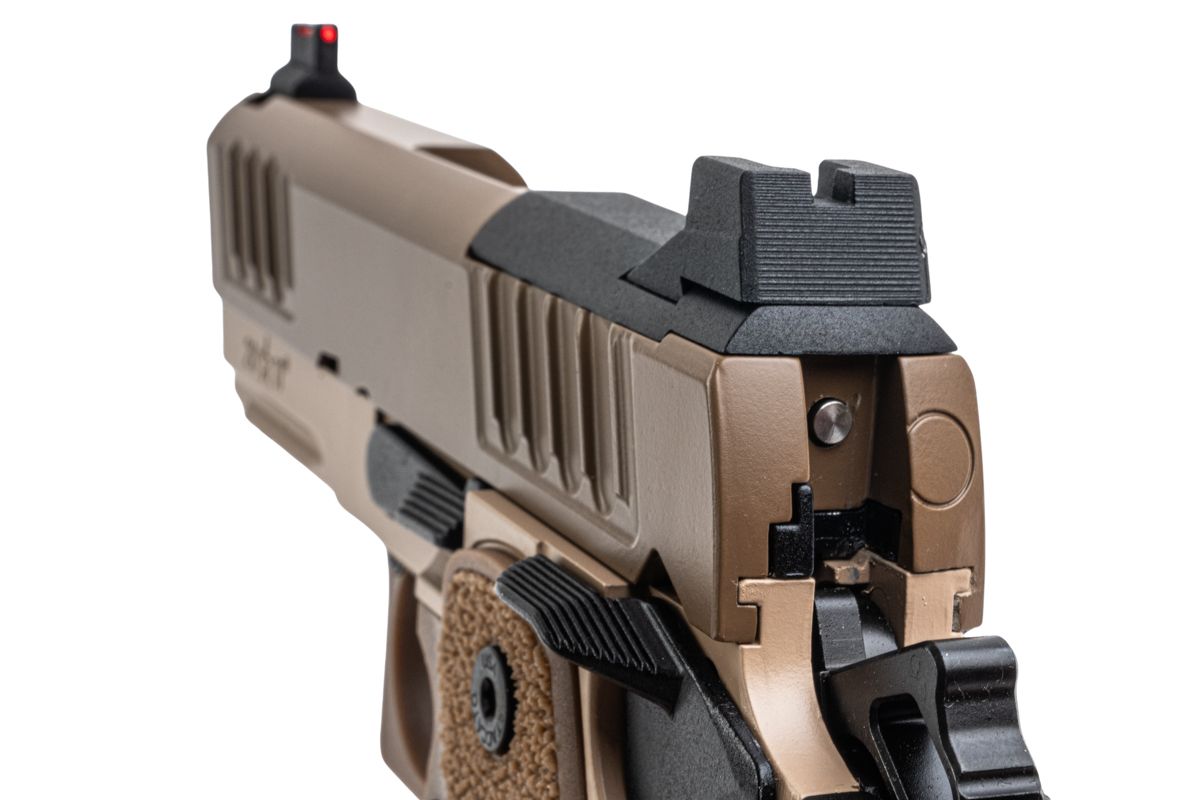 EMG Staccato ライセンス取得済み CS Compact 2011 GBB エアソフトピストル (モデル: Master Grip / Standard / Green Gas) - DE-AIRSOFT GOGO エアガン・サバゲー用品通販