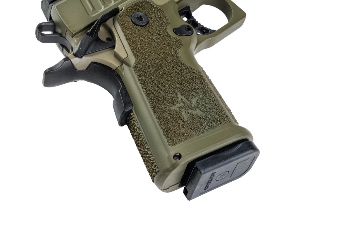EMG Staccato ライセンス取得済み CS Compact 2011 GBB エアソフトピストル (モデル: Master Grip / Standard / Green Gas) - GN-AIRSOFT GOGO エアガン・サバゲー用品通販