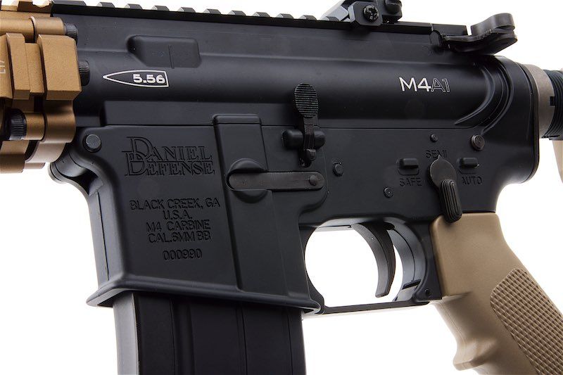 EMG社製 コルトライセンス取得済み ダニエルディフェンス社製 M4A1 FSP エアソフト M4 GBB ライフル - BK（KING ARMS社製） (Copy)-AIRSOFT GOGO エアガン・サバゲー用品通販