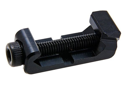 Maple Leaf製「フロントチャージング」M-Lokハンドガード（WE / VFC / GHK M4 GBBR用）（CNC加工、5.5インチ、ブラック）-AIRSOFT GOGO エアガン・サバゲー用品通販