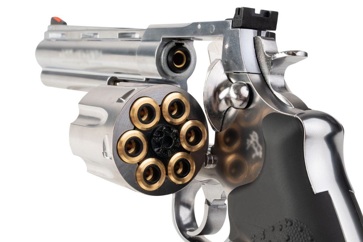 MARUSHIN アナコンダ 44 マグナム リボルバー (6 インチ) - 銀(ぎん)、HOUGE グリップ付き-AIRSOFT GOGO エアガン・サバゲー用品通販