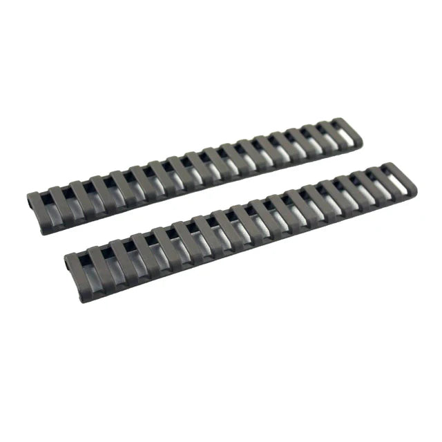 PTS ERGO 18 スロット ラダー ロープロファイル レイル カバー (FL45403002) - ブラック-AIRSOFT GOGO エアガン・サバゲー用品通販
