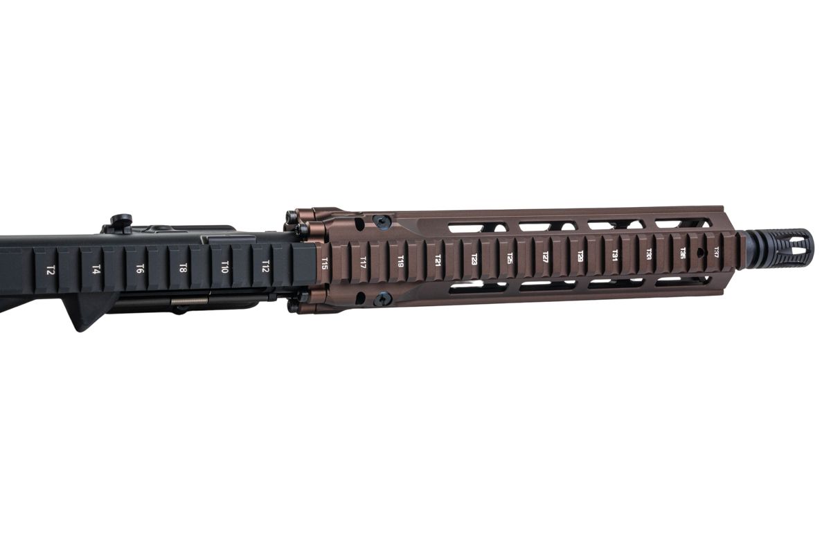 Salvo Precision ダニエルディフェンス M4A1 RIS III GBB エアソフト